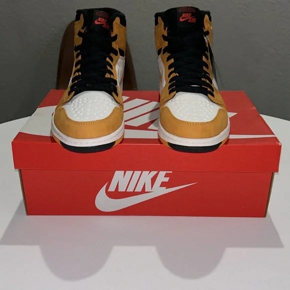 Jordan 1 Retro High Element Men’s Size 11 - Picture 4 of 8